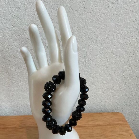 NWOT Black Stone Necklace & Bracelet - Picture 3 of 5